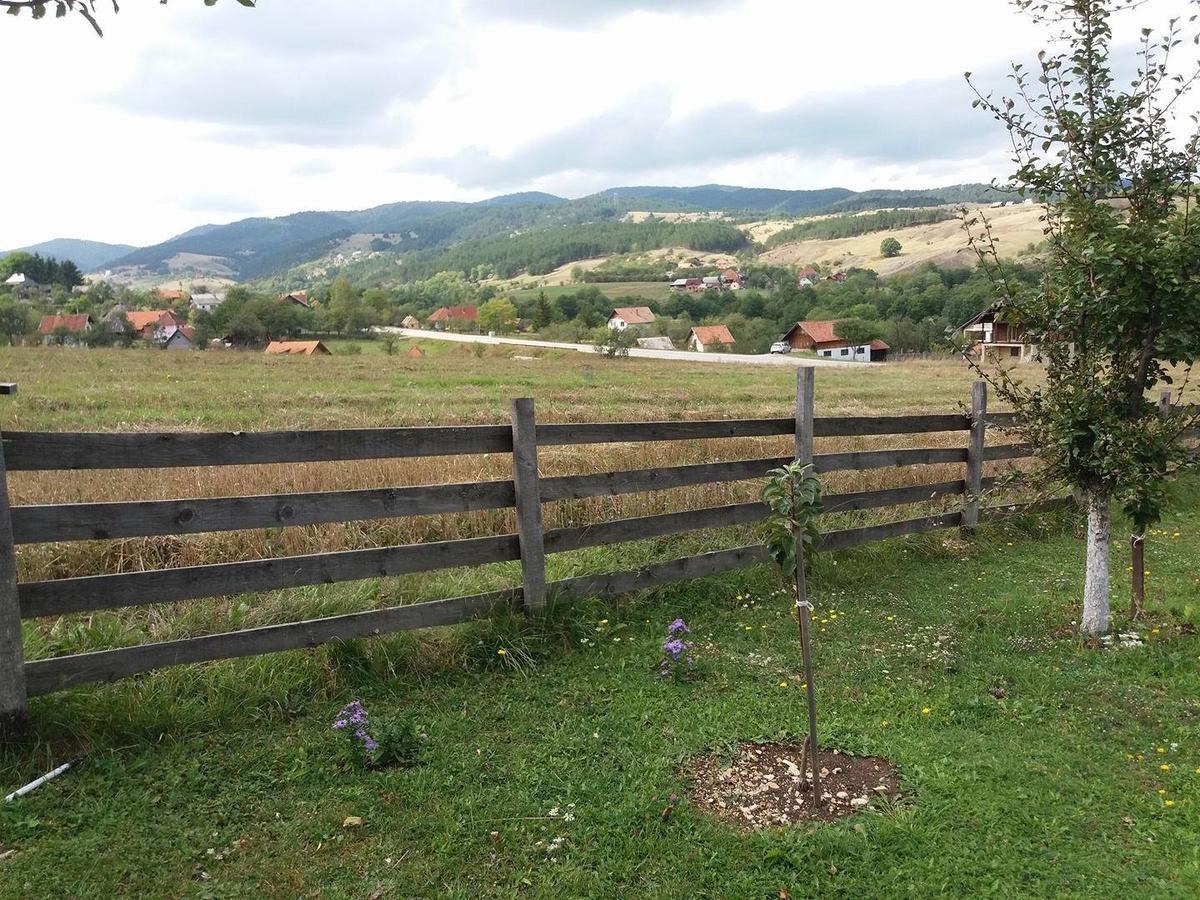 Holiday Home Vila Milka Kremna Esterno foto