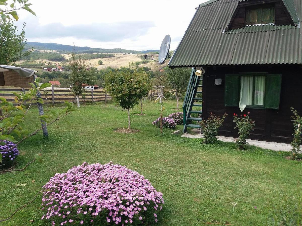 Holiday Home Vila Milka Kremna Esterno foto