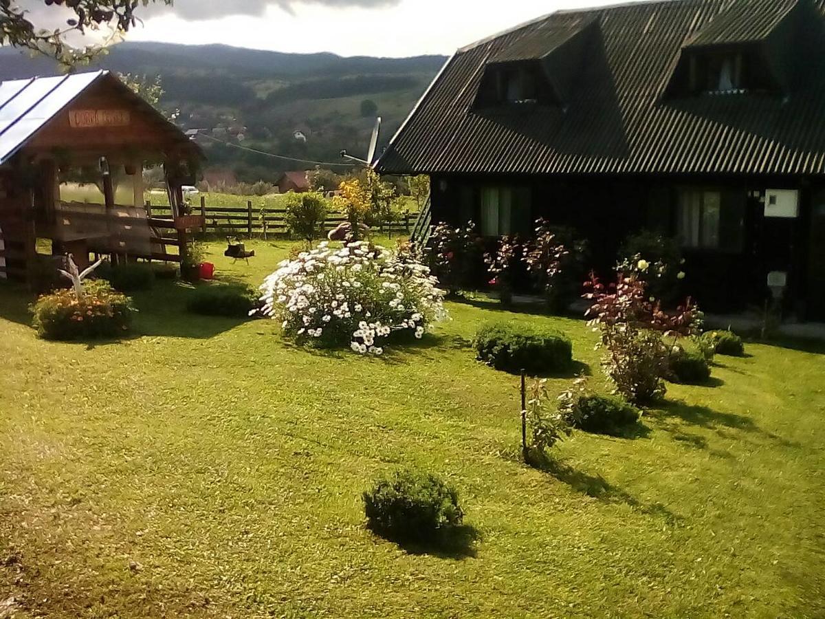 Holiday Home Vila Milka Kremna Esterno foto