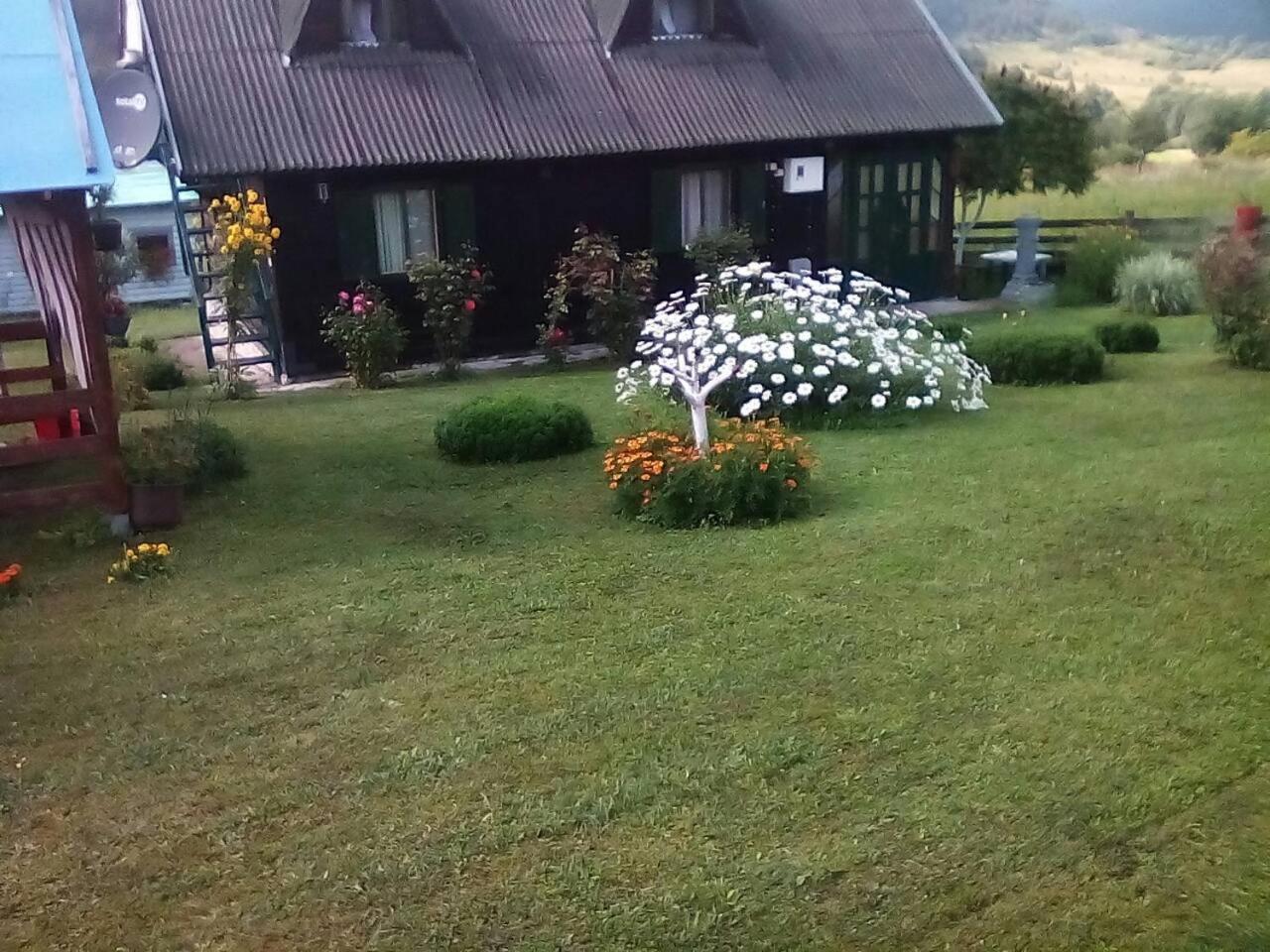 Holiday Home Vila Milka Kremna Esterno foto